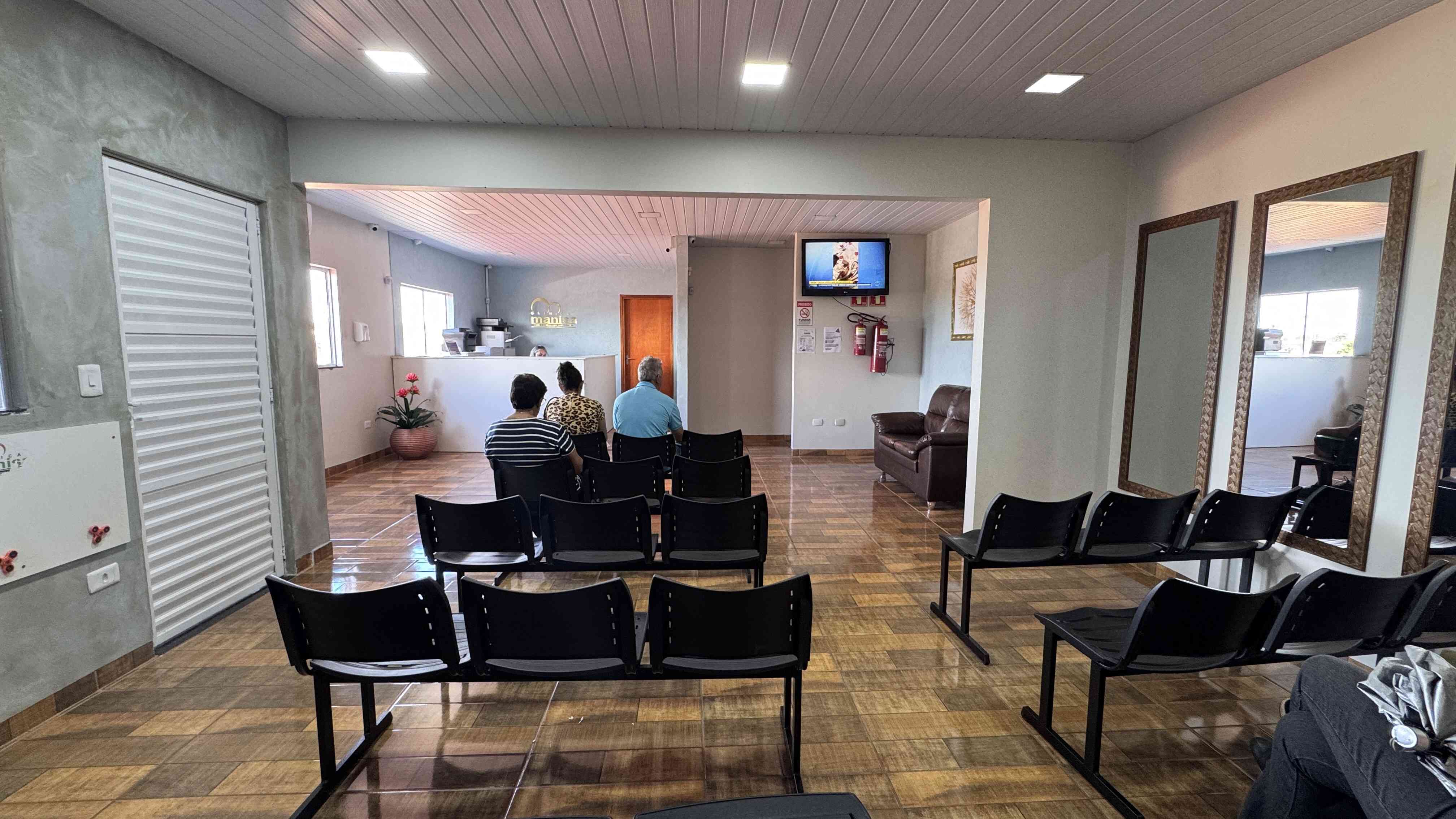 Sala de Espera Clínica Manisa
